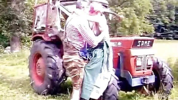 Jagas sõbra sitapea täitmatu armukesega.